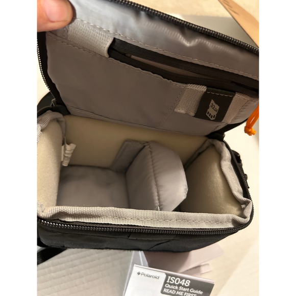 Polaroid IS048 Waterproof Instant Sharing 16 MP Digital Portable Handheld Action - Picture 8 of 14